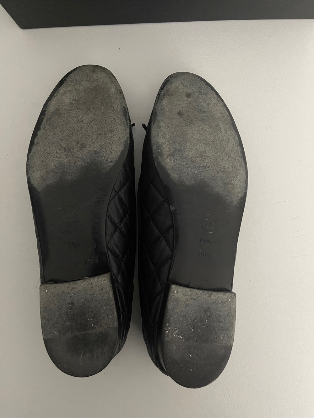 CHANEL Classic Quilted Black Leather CC Ballet Flats Size 38.5 US 7.5 w Box - Picture 8 of 9
